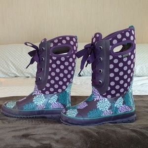 **SOLD**Girl's Bogs Snow Boots
